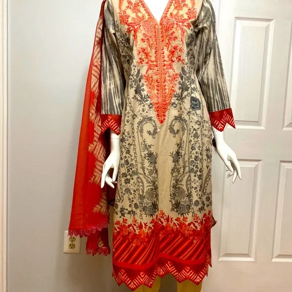 Sana Safinaz Dresses | Pakistani/Indian Formal/Casual Dresses | Color: Cream/Orange | Size: L | Pm-38958317'S Closet